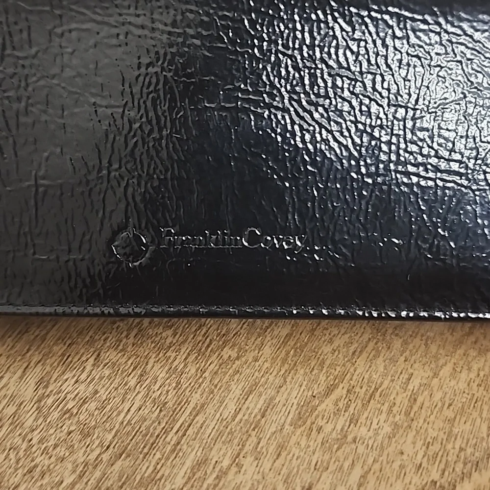 Franklin Covey Black Patent Leather Wallet with Tabs
